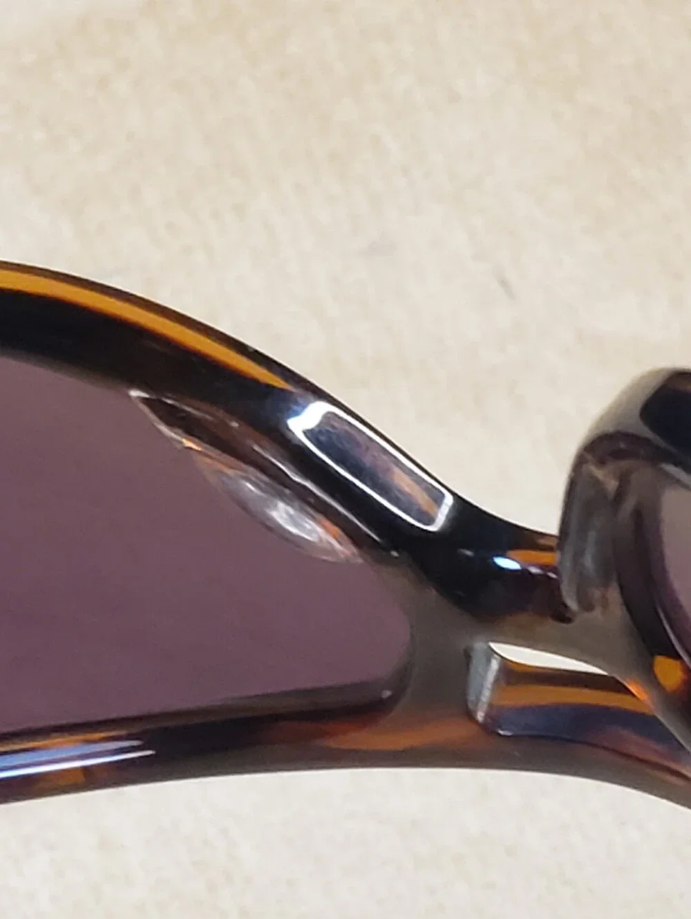 Costa Del Mar 'Osprey' style 6310 Unisex Vintage Sunglasses in Tortoise